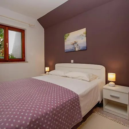 Apartment Iva Pula