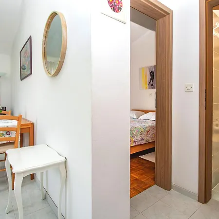 Iva Apartment